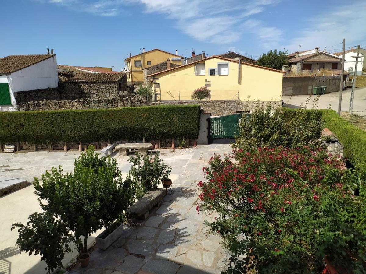 Casa Rural Mi Descanso Valdefuentes de Sangusín Extérieur photo