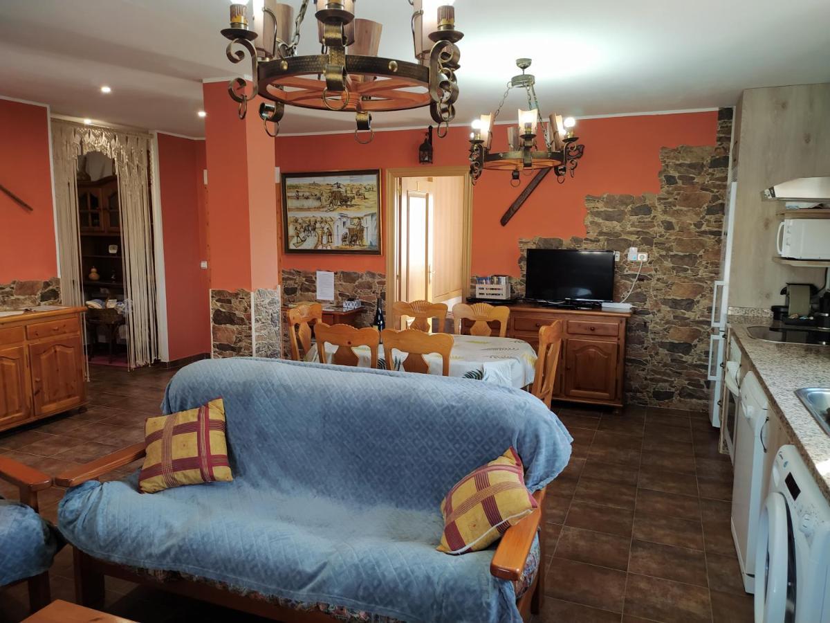 Casa Rural Mi Descanso Valdefuentes de Sangusín Extérieur photo