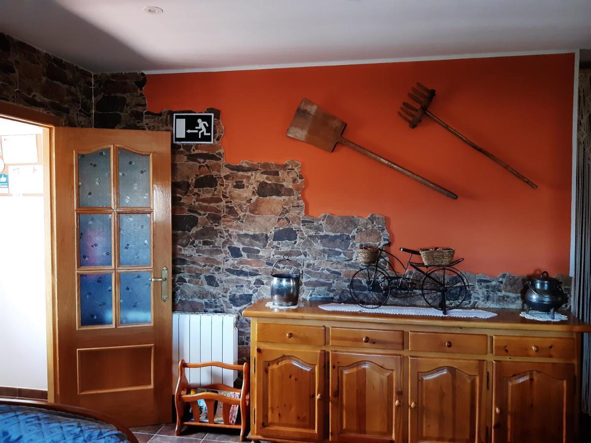 Casa Rural Mi Descanso Valdefuentes de Sangusín Extérieur photo